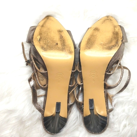 Bcbgmaxazria Heels ming1 9 sandals metallic pewter silver - Picture 11 of 13